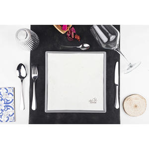 Tovaglioli Bianchi 48x48cm in Cotone Naturale 300pz B2B - Product Image 3