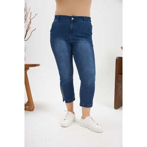Pantalones Vaqueros de Talla Grande con Detalle de Piedras - Kim. Azul. - Product Image 1
