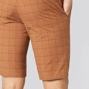 กางเกงขาสั้นเบอร์มิวดาสำหรับผู้ชายเสื้อผ้าแนวสตรีทแบบลำลองสไตล์สตรีทแวร์ผ้านอนวูฟเวนดีไซน์ตามสั่ง - Product Image 6