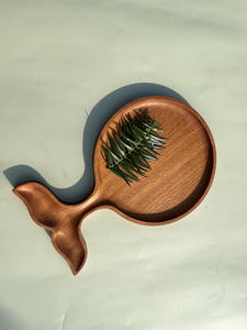 Plateau de vaisselle en forme de poisson à prix compétitif en bois naturel sans produits chimiques pour assiettes et plats décoratifs - Product Image 4