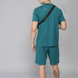Ensemble t-shirt et short pour homme avec logo personnalisé de la meilleure qualité Vêtements de sport d'été en coton pour la course à pied Streetwear personnalisé pour homme Ensembles courts - Product Image 5
