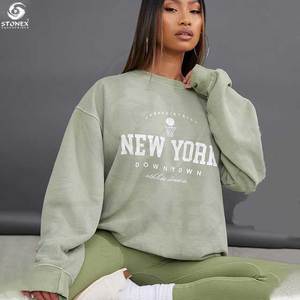 Fabricant Sweatshirts à capuche en coton vierge Usine Vente en gros Pull noir Sweat-shirt à col rond imprimé de logo personnalisé - Product Image 1