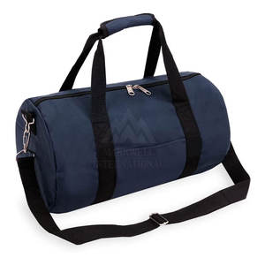 Bolsas de gimnasio de gran capacidad para deportes al aire libre, bolsas de gimnasio de viaje impermeables secas hechas en Pakistán - Product Image 2