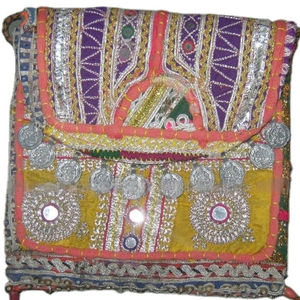 Venta al por mayor de bolsos de noche hechos a mano de lujo con cuentas de semillas borlas monedero a juego mal de ojo DISEÑO DE Hamsa para fiestas - Product Image 2