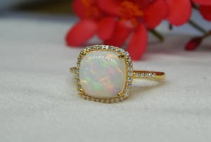 Élégante bague de cocktail vintage en argent sterling 925 plaqué or jaune opale de feu et accent de moissanite vendeur indien - Product Image 5