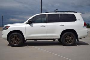 TOYOTA LAND CRUISER HERITAGE EDITION 2020 USADO, VOLANTE A LA IZQUIERDA/DERECHA - Product Image 4