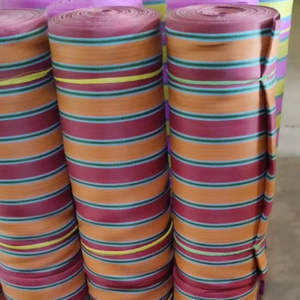 Tissu non tissé en polypropylène recyclé à 100%, écologique, 180 g/m, designs personnalisés, fournisseur en gros, exportateur de tissus pour sacs - Product Image 1