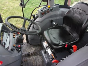 Tractor Agrícola KUBOTA MX5400 2021 Nuevo con Tracción en las 4 Ruedas y Motor Diésel - Product Image 5