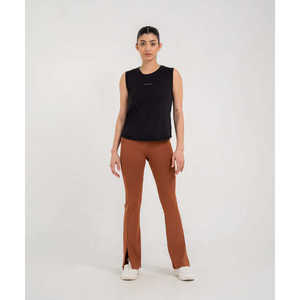 B-Fit Round Hem Muscle Top Femme - Product Image 4