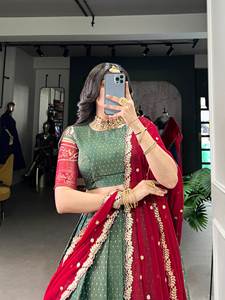 Trabajo de tejido Zari de seda tradicional con borde de encaje estampado elegante Lehenga Choli, diseñador Lehenga choli, ropa de boda Lehenga. - Product Image 2