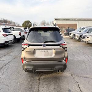 EXCELENTE ESTADO Subaru Forester Limited 2025 - Product Image 3