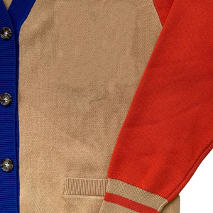 Cálido Color caqui invierno acrílico cárdigan suéter personalizado Color y bordado suéter de punto Sorority University College para Unisex - Product Image 4