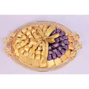 Service de chocolat en métal argenté de qualité supérieure plaqué avec poignée florale Design fantastique Plateau de service de bonbons au chocolat en vente - Product Image 2