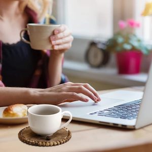 Best Theme Design Wood and Wooden Beads <b>Table</b> <b>Coaster</b> Best for Parties and Other Functions Tableware Decorative Design - Product Image 6