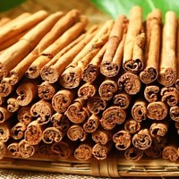 Cannelle de Ceylan brute du Sri Lanka – Diverses qualités disponibles : copeaux, bâtonnets, restes, quilling, poudre