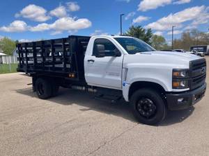 Vente en gros de camions Chevrolet Silverado 4500HD Work Truck d'occasion, années 2015 à 2024 - Product Image 6