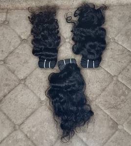 Extensions de Cheveux Humains Bouclés Indiens Remy Ethiques de 16 Pouces - Product Image 1