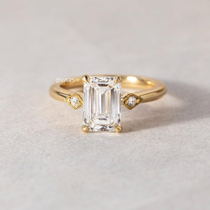 แหวนเพชรทรงมรกตแบบวินเทจสำหรับผู้หญิง ดีไซน์ทันสมัย เพชรเลี้ยงในห้องปฏิบัติการ ชุบทอง 14K 18K สี F ความใส VVS ได้รับการรับรองจาก IGI - Product Image 1