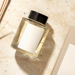 หมอกบนร่างกาย250มล. ช่วยปกป้องผิวจากความแห้งกร้านและทำให้กลิ่นซิลิเกตติดทนนาน - Product Image 2