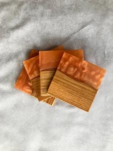 Posavasos de Río de madera de acacia roja y resina epoxi de remolino opaco perla blanca Precio al por mayor - Product Image 5