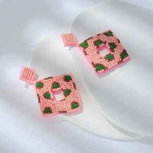 Pendientes de Resina con Diseño de Corazón, Pendientes de Cuentas Hechos a Mano, Diseño Único, Joyería Artesanal - Product Image 2