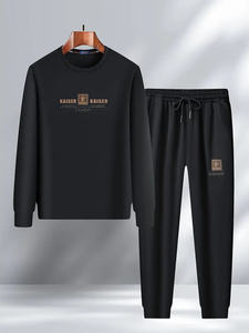 Nouveau design de survêtements de sport pour hommes en gros Survêtements à la mode 100% coton respirant coupe ajustée motif solide pour l'hiver - Product Image 2