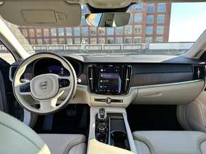 Pre-owned Clean 2022 Vol-vo s-90 b6 awd inscription - Product Image 3