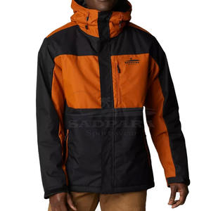 Veste de pluie en polyester à capuche pour hommes imperméable de haute qualité sur mesure pour la saison d'hiver vente en gros directe d'usine - Product Image 1