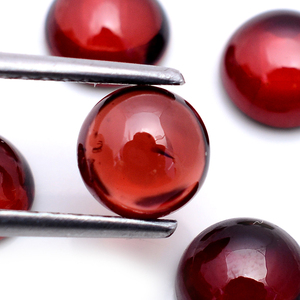 Cabochon rond en grenat rouge naturel de 7mm, cabine ronde en grenat naturel du bangladesh - Product Image 2