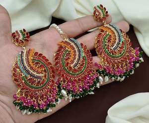 Dernières boucles d'oreilles à clous ethniques traditionnelles indiennes plaquées or, ensembles de bijoux de mode, fabrication artisanale, zircon disponible - Product Image 2