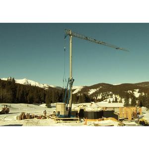 Grue à tour autoportante Benazzato Gru 1598 de 2,2 tonnes, capacité de charge de 100 tonnes, 25 m pour la construction, neuve ou d'occasion - À vendre ou à louer - Product Image 1