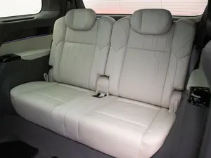 Zeekr 009 2023, 116 kWh, Neumáticos R18, Batería de Litio, Asientos de Cuero, Cámara Trasera, HATCHBACK, Tracción en las Cuatro Ruedas, Techo Panorámico - Product Image 4