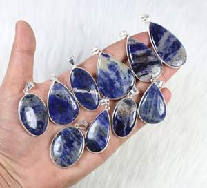 Colgante de piedras preciosas de sodalita azul natural, juego de colgantes de bisel al por mayor de alta calidad para suministro de joyería de plata - Product Image 3