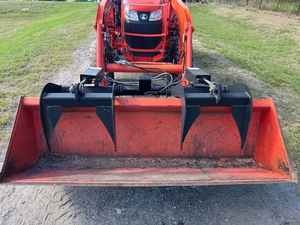 Tractor Agrícola Compacto Kubota M954R Usado Original al por Mayor, 95hp, 7040, 8540, 70hp, 100hp, con Cabina, para Huertos y Maquinaria Agrícola - Product Image 4
