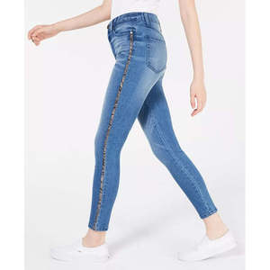 Jeans Skinny Blu Traspiranti per Ragazzi Tinseltown Taglia 1 con Comoda Striscia Laterale con Stampa Animalier in Tessuto Denim - Product Image 3