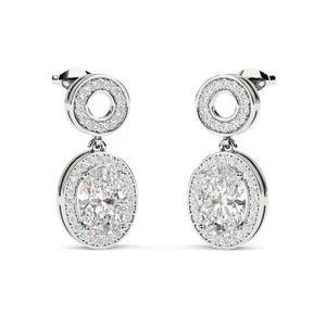 Pendientes de diamantes con corte ovalado y halo, 0.60 ct, diamantes cultivados en laboratorio en platino para fiesta de compromiso - Product Image 1