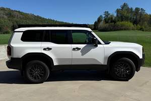 TOYOTA LAND CRUISER 1958 EDITION 2025 USADO, VOLANTE A LA IZQUIERDA/DERECHA - Product Image 4