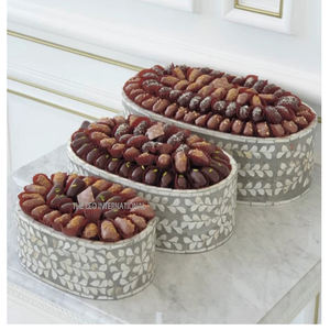 Meilleures ventes Vente en gros Plateaux de service Plateau laqué Présentoir à chocolat Plateau de service Ramadan Métal doré sûr - Product Image 3