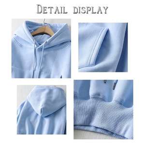 เสื้อกันหนาวแขนยาวผ้าคอตตอนสำหรับผู้หญิงเสื้อครอปไซส์ใหญ่พิเศษปักโลโก้ตามสั่ง100% - Product Image 3