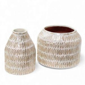 ชุดแจกันตกแต่งทำมือจากเปลือกหอยมุกสีน้ำตาลธรรมชาติจากเวียดนาม - Product Image 1