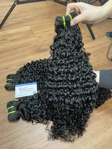 สั่งตรงหนังกําพร้าต่อผมมนุษย์ Pixie ไอน้ําผมหยิกรวมกลุ่มในราคาขายส่งผมเวียดนาม - Product Image 2