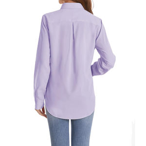 เสื้อคอปกพับลงของผู้หญิงคุณภาพสูงแฟชั่นใหม่น้ำหนักเบาสำหรับใส่ในสำนักงานพร้อมโลโก้ด้านหน้า - Product Image 2