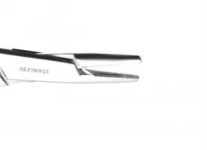 Instrumentos quirúrgicos de portaagujas de patrones finos medianos de - Product Image 5