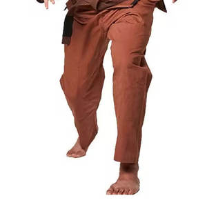 Uniforme de karaté léger et confortable de haute qualité, logo personnalisé, respirant, confortable, pour arts martiaux - Product Image 5