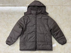 Nueva chaqueta acolchada ligera de moda para hombre, cómoda, transpirable, de invierno, estilo callejero, chaquetas acolchadas a granel - Product Image 4
