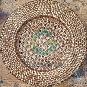 Assiettes de présentation jetables en rotin tressé marron, nouveau design, écologiques, avec motif bambou - Product Image 4