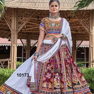 Gujarati tasarımcı lehenga koleksiyonu bayanlar için el işi Lehenga Choli bluz geleneksel özel giyim toptan 2022