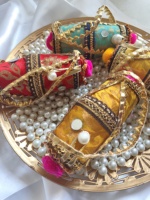 Mini boîte décorative Dholak, boîte à monnaie et à fruits secs pour Haldi, Mehndi, Sangeet - Cadeaux de mariage pakistanais, punjabi et bangladais