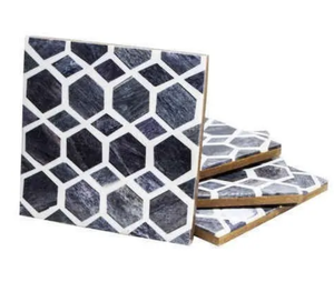 Ensemble de 4 sous-verres modernes en bois avec incrustations d'os, sous-verres pour thé et café en provenance d'Inde - Product Image 4