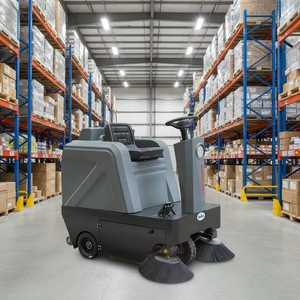 Nouvelle balayeuse électrique autoportée pour l'extérieur avec une largeur de nettoyage de 530 mm et une puissance de 1100 W - Product Image 6